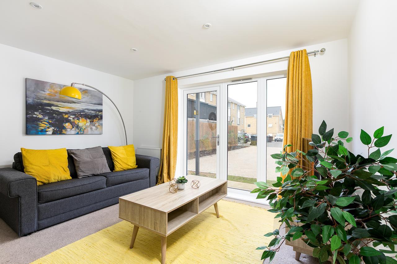 Hertford Serviced Apartments 웨어 외부 사진