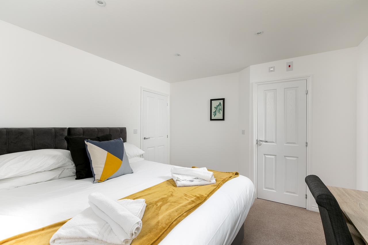 Hertford Serviced Apartments 웨어 외부 사진